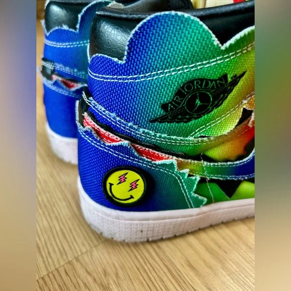 Nike Air Jordan 1 Retro High J Balvin - Picture 13 of 15